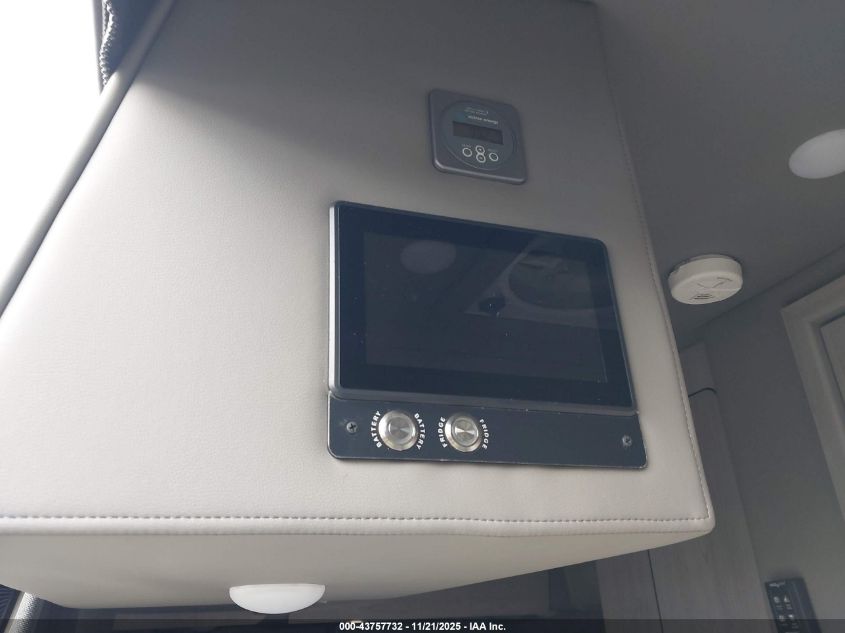 2024 Mercedes-Benz Sprinter 2500 Standard Roof 4-Cyl Diesel Ho VIN: W1X4NBVY4RP625213 Lot: 43757732