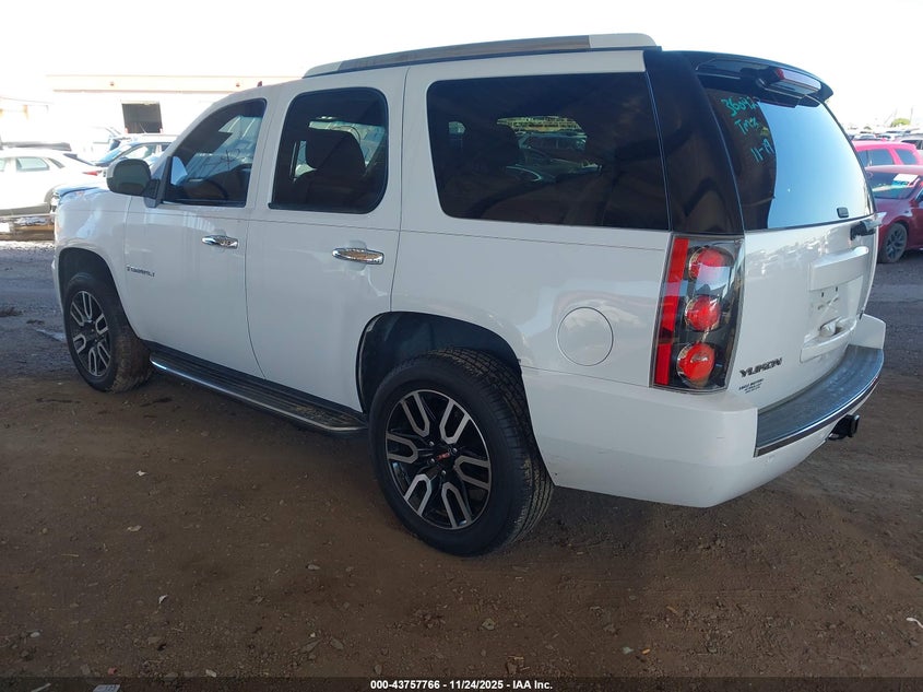 1GKFK63827J360923 2007 GMC YUKON photo no. 3