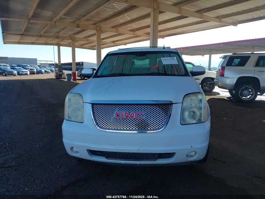 2007 GMC Yukon Denali VIN: 1GKFK63827J360923 Lot: 43757766