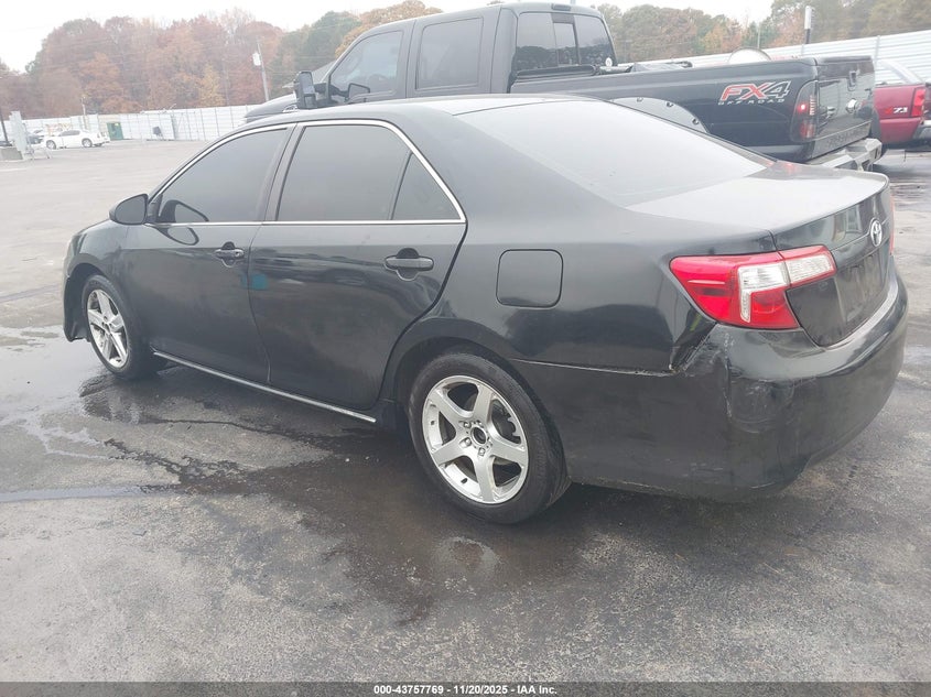 4T1BF1FK1CU177963 2012 TOYOTA CAMRY photo no. 3