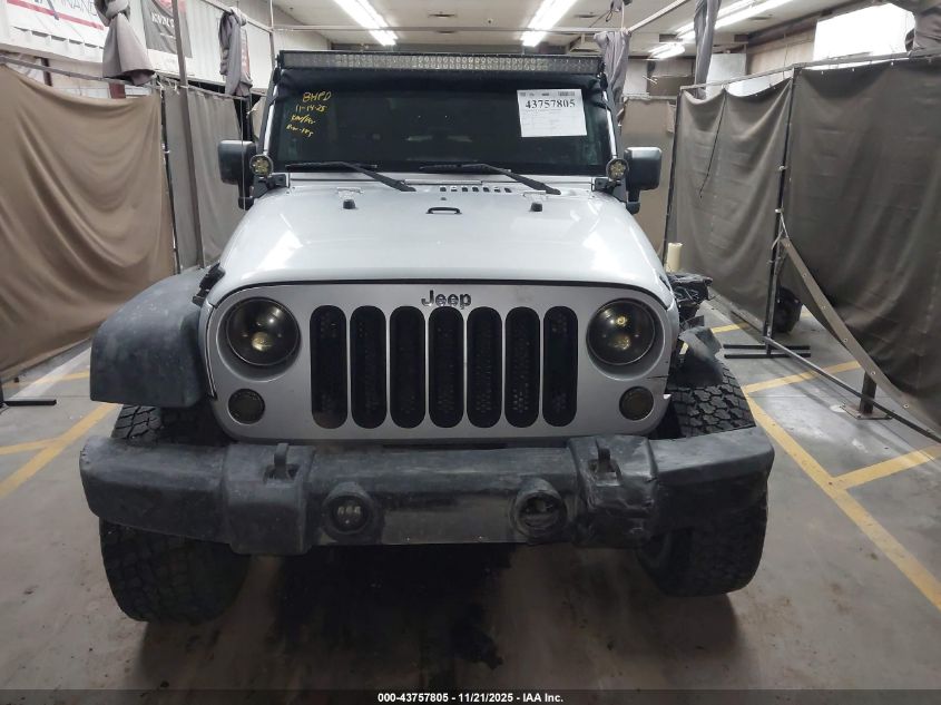 2009 Jeep Wrangler X VIN: 1J4FA24109L708826 Lot: 43757805