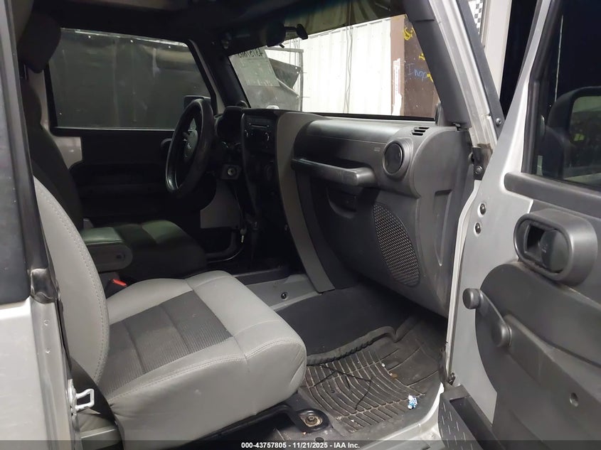 1J4FA24109L708826 2009 JEEP WRANGLER photo no. 5