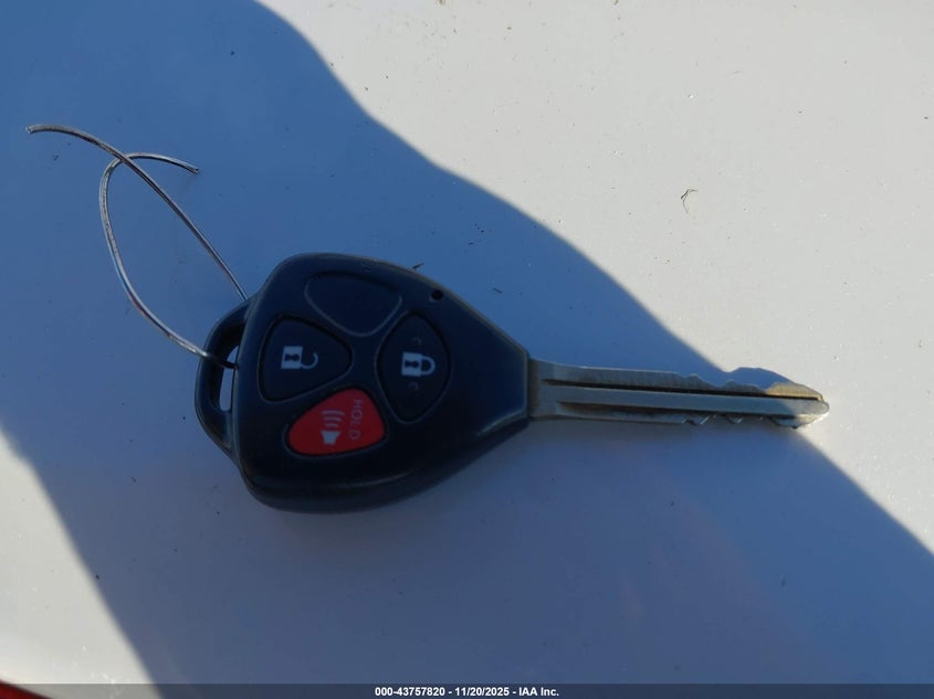 2008 Scion Xb VIN: JTLKE50E681011727 Lot: 43757820