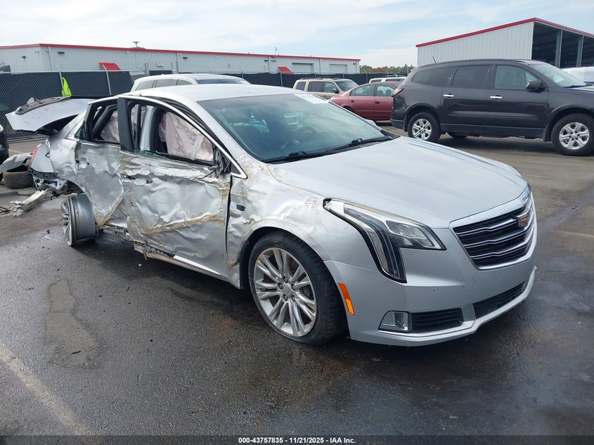 CADILLAC XTS LUXURY