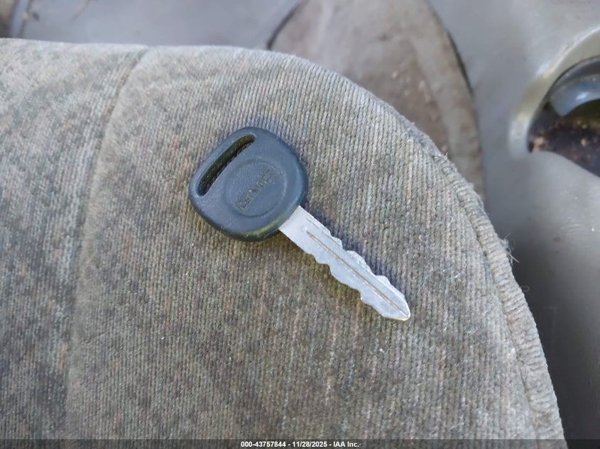 2002 GMC Sonoma Sls VIN: 1GTCS19W828152956 Lot: 43757844