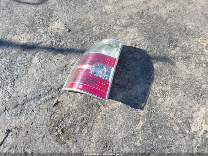 2005 Acura Mdx VIN: 2HNYD18825H524450 Lot: 43757858