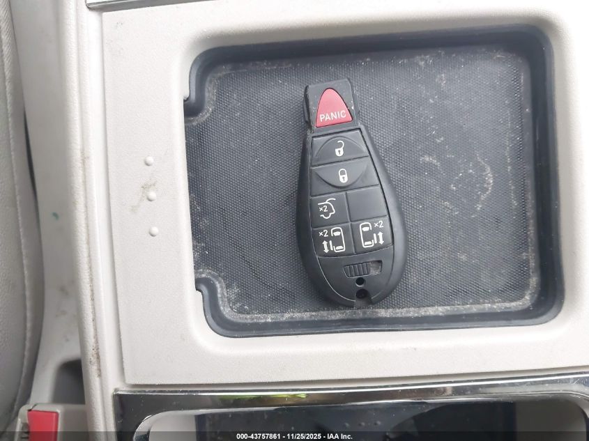 2013 Chrysler Town & Country Touring VIN: 2C4RC1BG6DR614142 Lot: 43757861