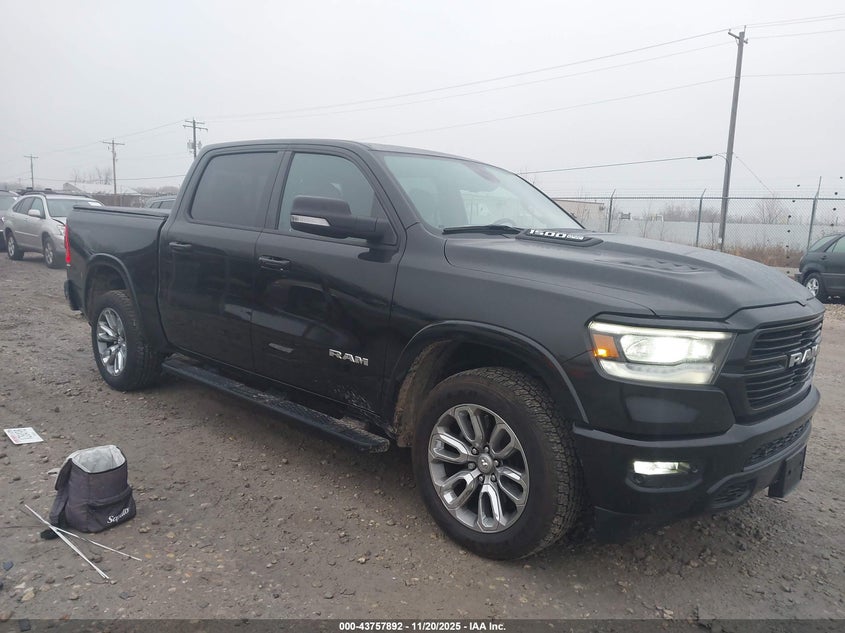 RAM 1500 LARAMIE 4X4 5 7 BOX