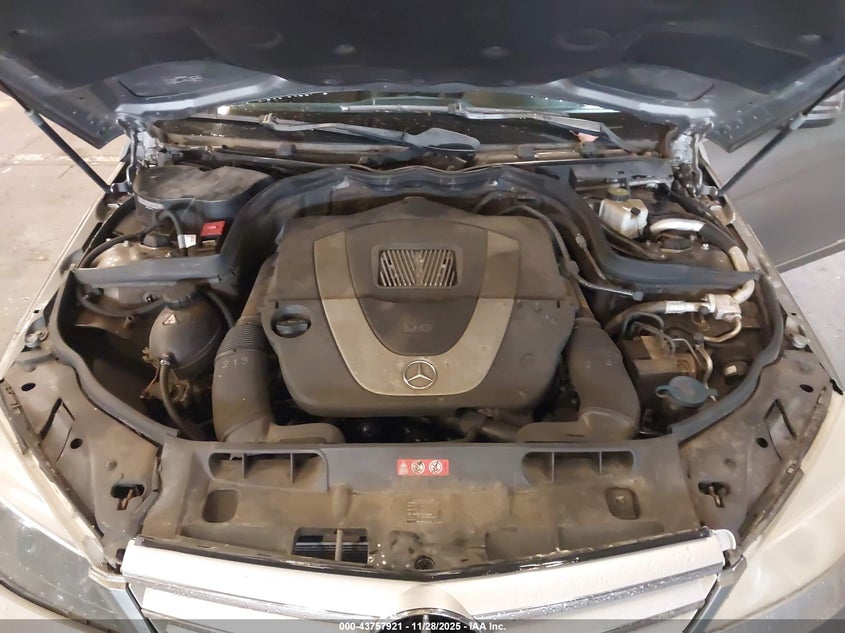 2011 Mercedes-Benz C 300 Luxury 4Matic/Sport 4Matic VIN: WDDGF8BB8BR154888 Lot: 43757921