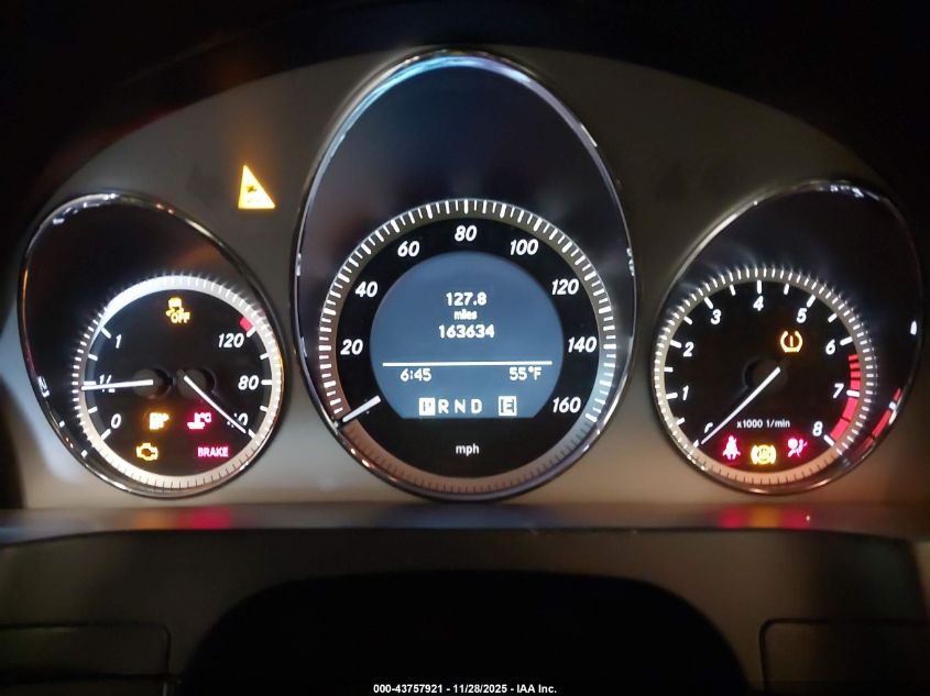 2011 Mercedes-Benz C 300 Luxury 4Matic/Sport 4Matic VIN: WDDGF8BB8BR154888 Lot: 43757921