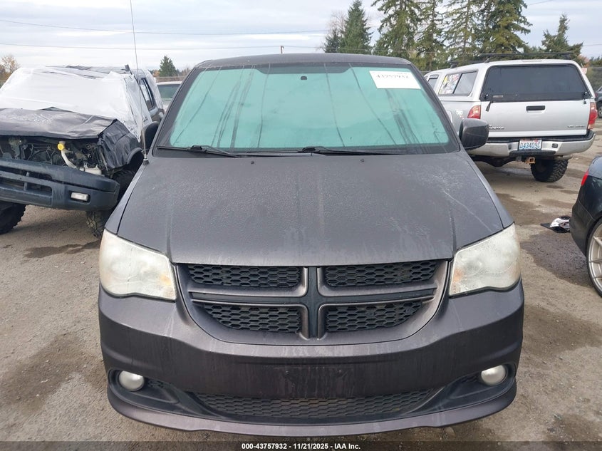 2018 Dodge Grand Caravan Gt VIN: 2C4RDGEG3JR195528 Lot: 43757932