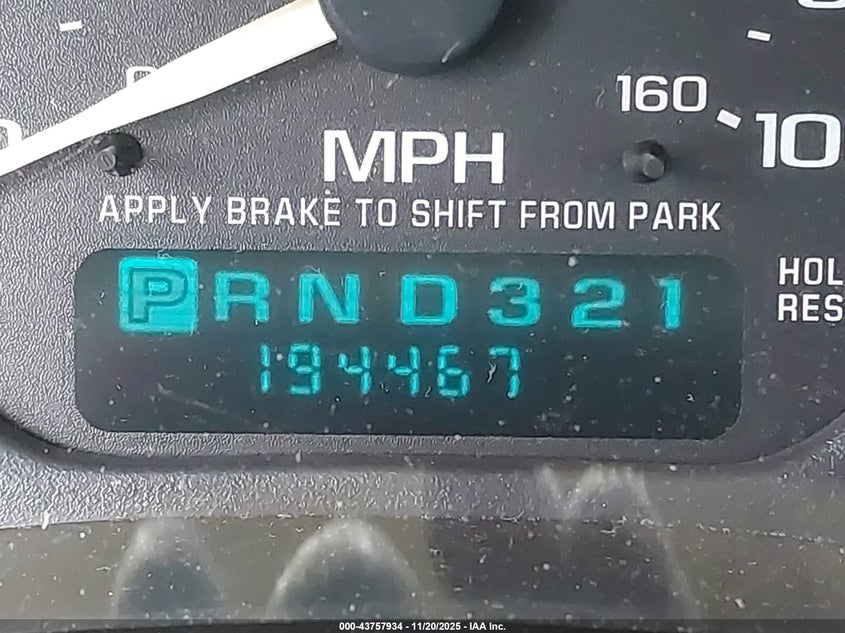 2002 Chevrolet Tahoe Ls VIN: 1GNEC13T02R220544 Lot: 43757934