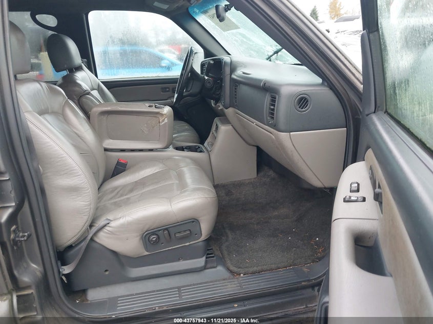 1GNEK13Z62J110491 2002 CHEVROLET TAHOE photo no. 5