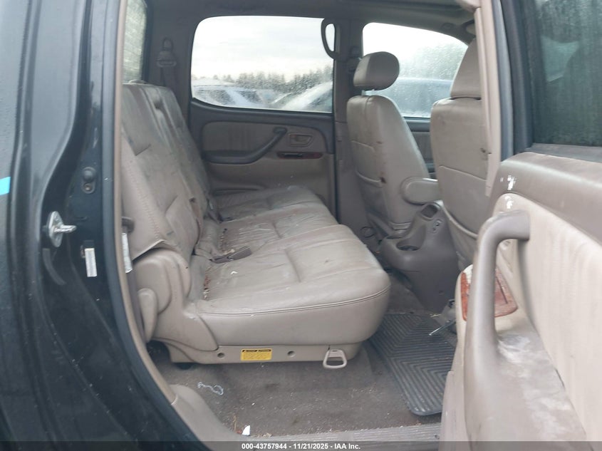 2004 Toyota Tundra Limited V8 VIN: 5TBDT48194S439111 Lot: 43757944