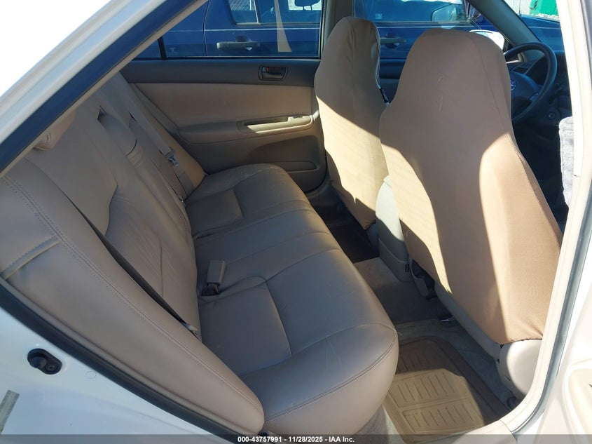 2003 Toyota Camry Le V6 VIN: 4T1BF32K73U061393 Lot: 43757991