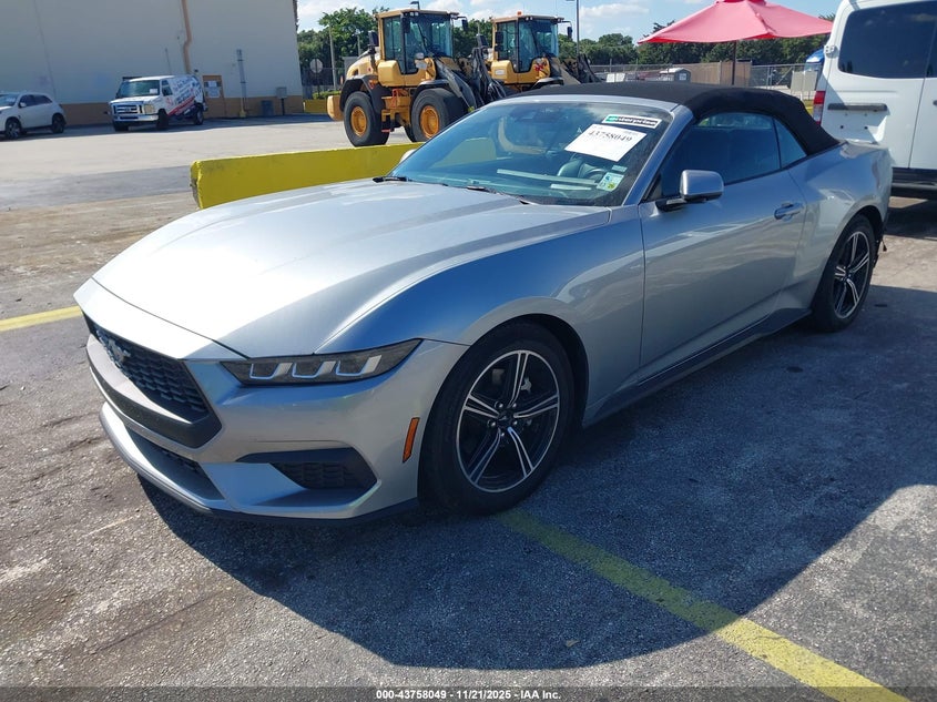 1FAGP8UH8S5110962 2025 FORD MUSTANG photo no. 2