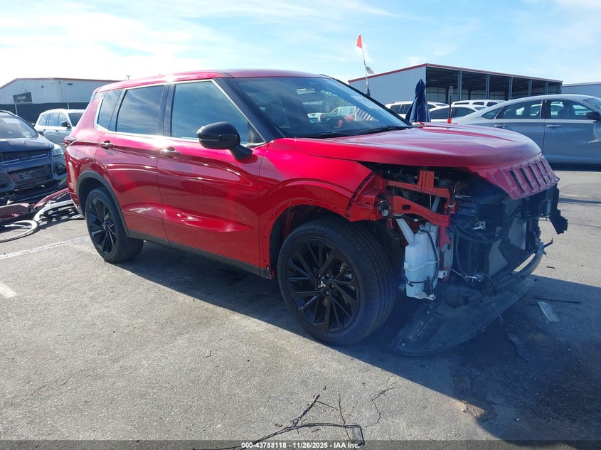 MITSUBISHI OUTLANDER SE 2.5 2WD/SE BLACK EDITION S-AWC/SE BLACK EDITION W/PANO ROOF S-AWC