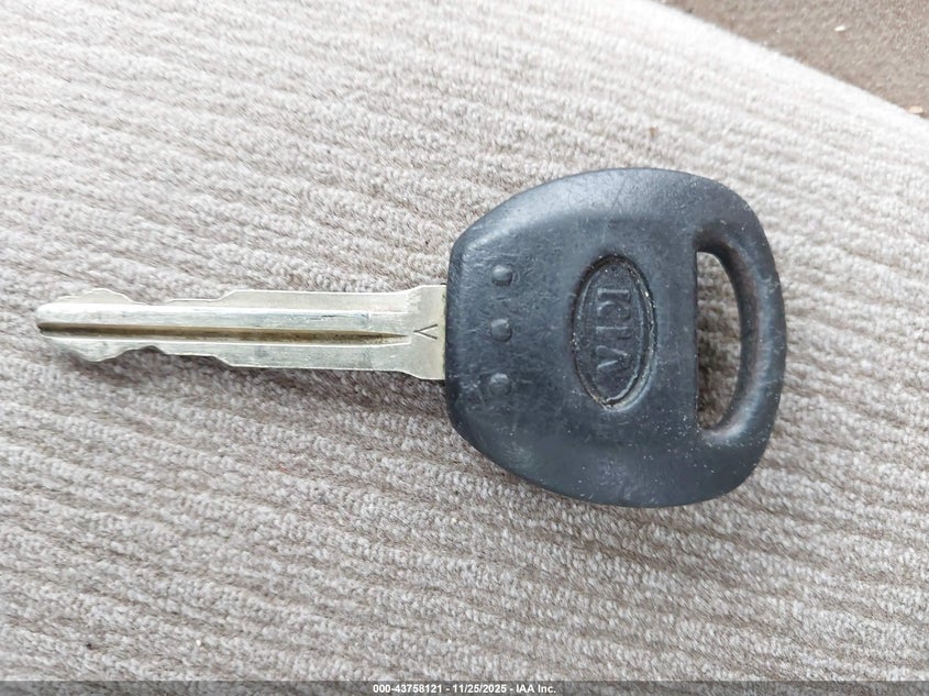 2014 Kia Sedona Lx VIN: KNDMG4C79E6545194 Lot: 43758121