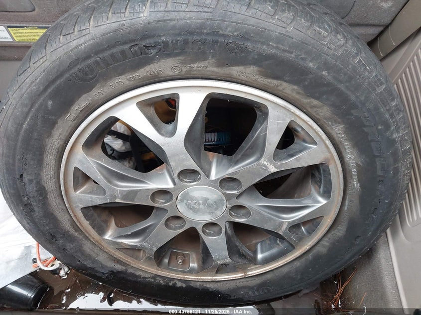 2014 Kia Sedona Lx VIN: KNDMG4C79E6545194 Lot: 43758121