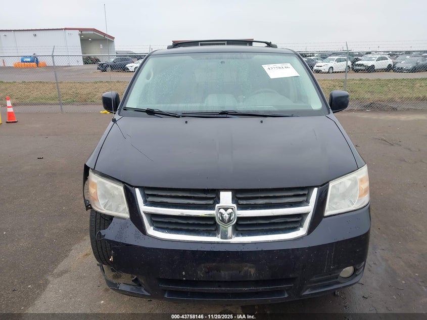 2010 Dodge Grand Caravan Sxt VIN: 2D4RN5DX8AR147982 Lot: 43758146