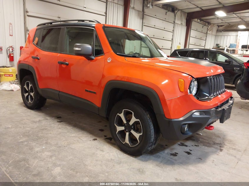JEEP RENEGADE TRAILHAWK 4X4