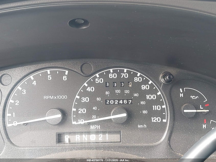 2000 Mercury Mountaineer VIN: 4M2ZU86P2YUJ00971 Lot: 43758176