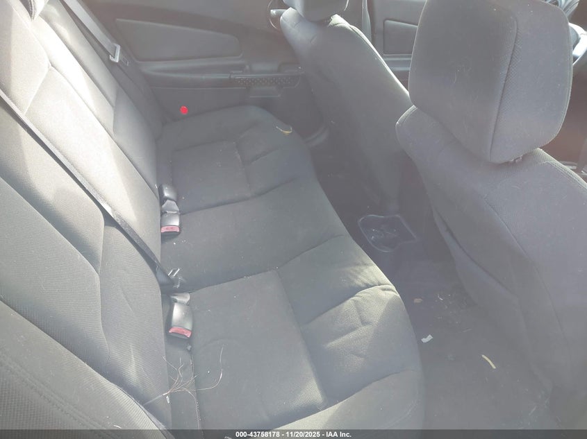 2006 Pontiac Grand Prix VIN: 2G2WP552761242203 Lot: 43758178