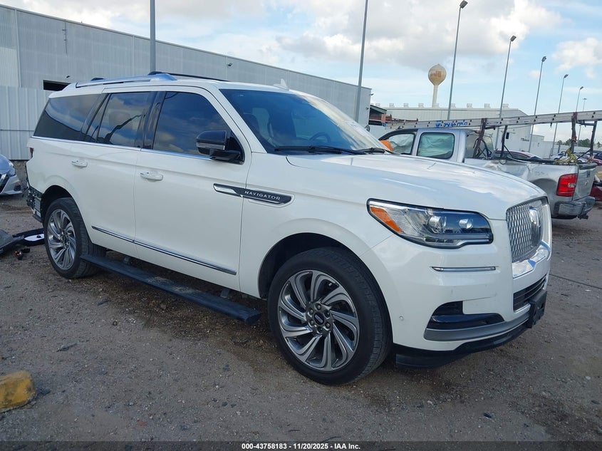 LINCOLN NAVIGATOR RESERVE