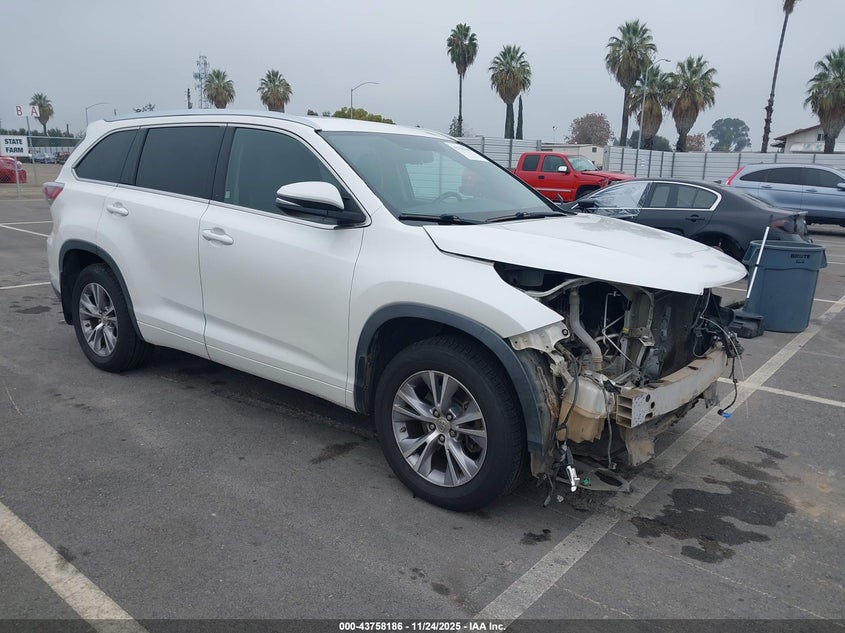 TOYOTA HIGHLANDER XLE V6