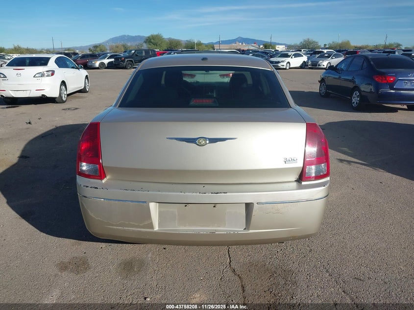 2006 Chrysler 300 Touring VIN: 2C3KA53G26H351397 Lot: 43758208
