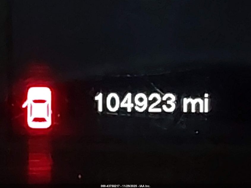 2016 Jeep Cherokee Latitude VIN: 1C4PJMCS8GW227928 Lot: 43758217