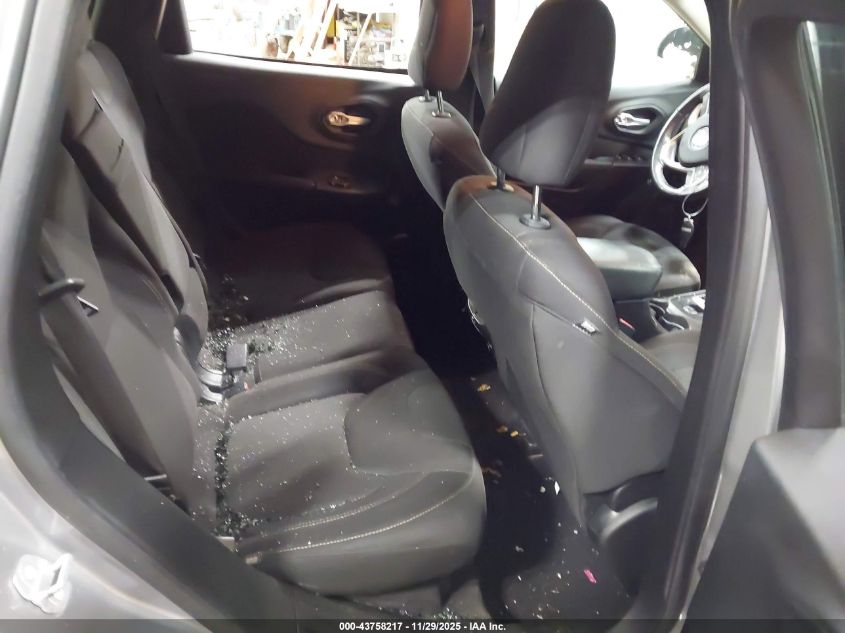 2016 Jeep Cherokee Latitude VIN: 1C4PJMCS8GW227928 Lot: 43758217