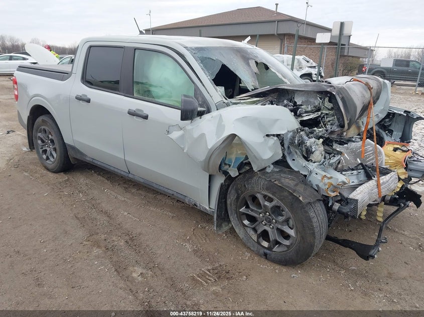 FORD MAVERICK XLT