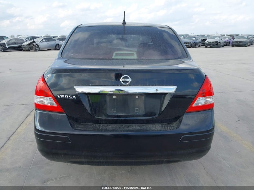 2009 Nissan Versa 1.8S VIN: 3N1BC11E79L395975 Lot: 43758226