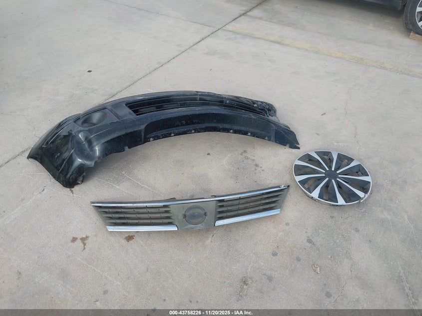 2009 Nissan Versa 1.8S VIN: 3N1BC11E79L395975 Lot: 43758226