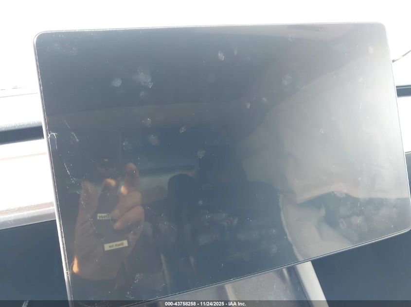 2021 Tesla Model 3 Standard Range Plus Rear-Wheel Drive VIN: 5YJ3E1EAXMF955496 Lot: 43758258