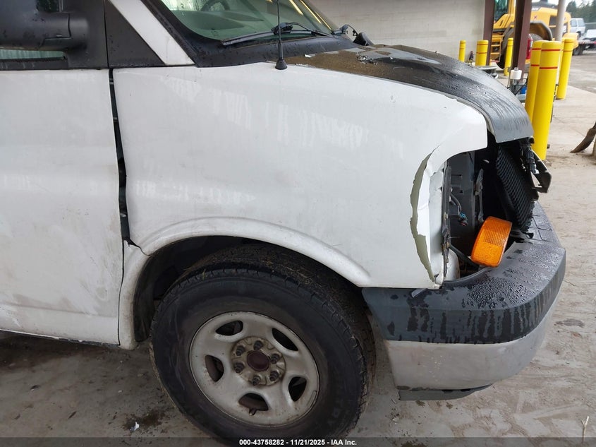 2006 Chevrolet Express Work Van VIN: 1GCFG15X261220499 Lot: 43758282