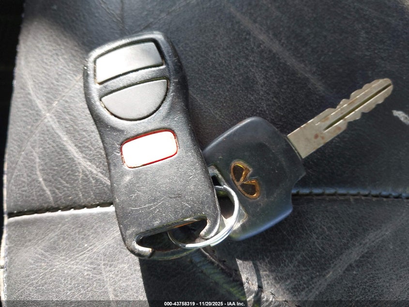 2002 Infiniti Qx4 Luxury VIN: JNRDR09Y42W262409 Lot: 43758319