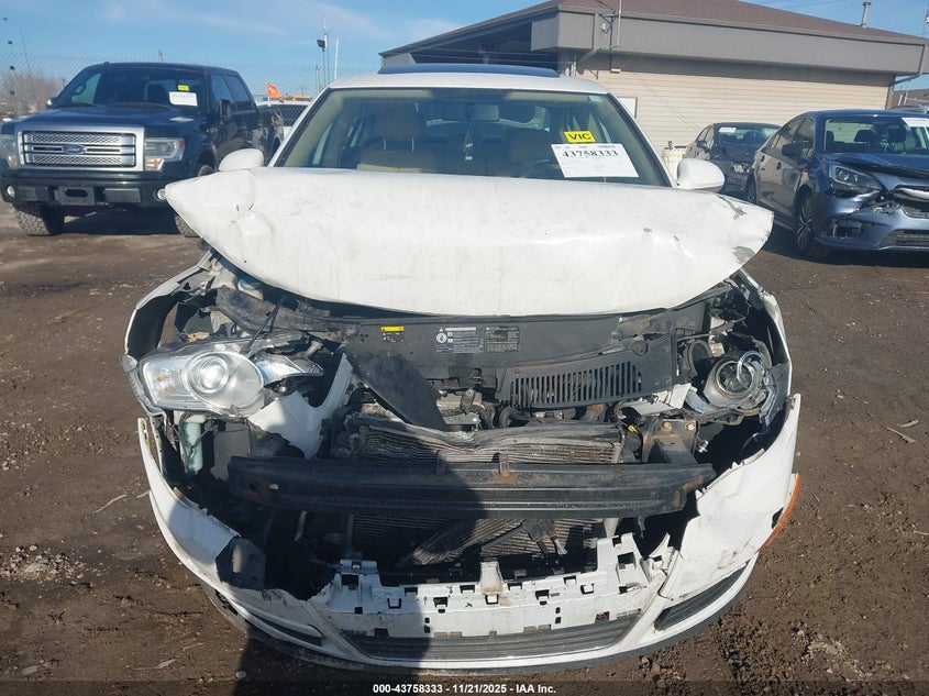 2008 Volkswagen Passat Komfort VIN: WVWAK73C08E187574 Lot: 43758333