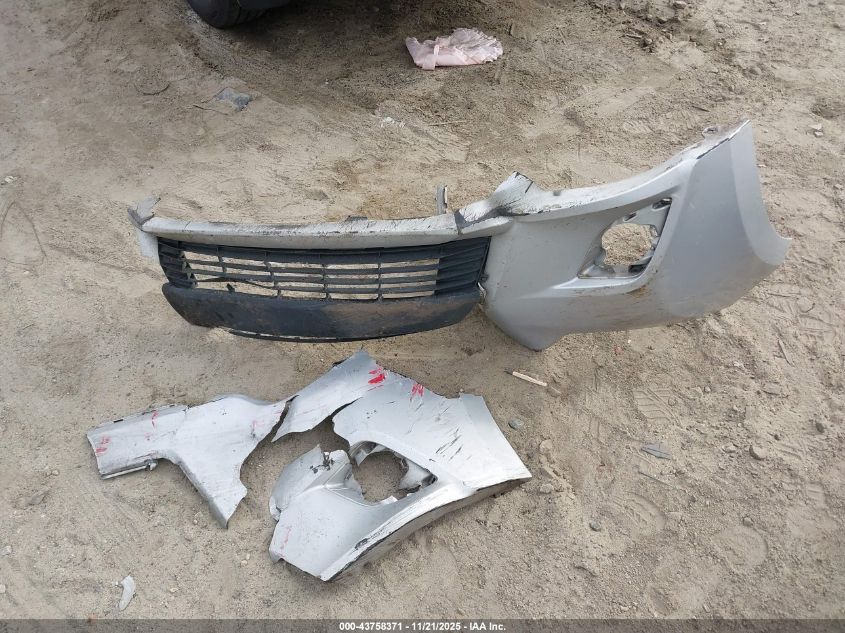 2015 Toyota Corolla L VIN: 2T1BURHE8FC405717 Lot: 43758371