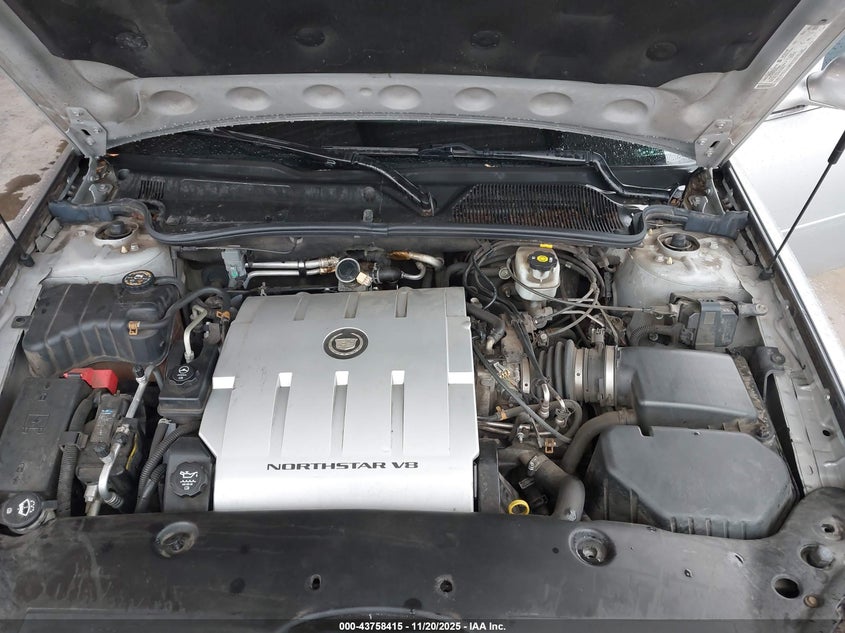 2005 Cadillac Deville Livery VIN: 1G6KD54Y95U245439 Lot: 43758415