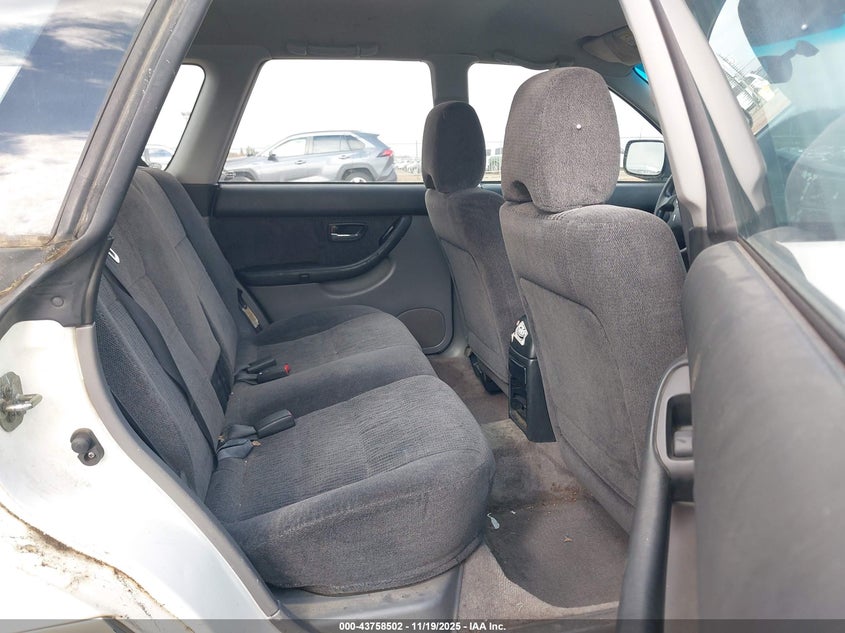 2000 Subaru Outback VIN: 4S3BH6650Y7634323 Lot: 43758502