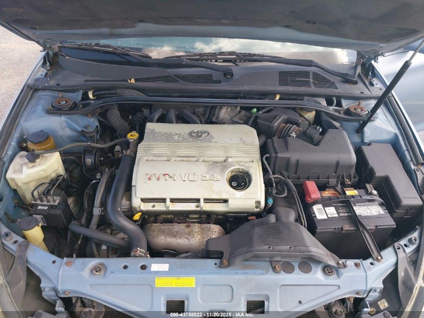 2004 Toyota Camry Solara Sle V6 VIN: 4T1CA38P04U015556 Lot: 43758522