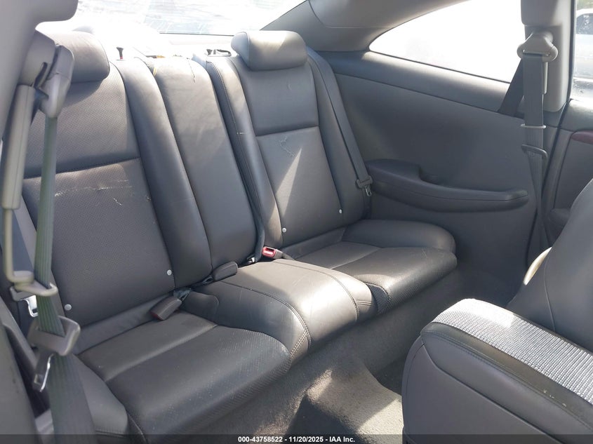 2004 Toyota Camry Solara Sle V6 VIN: 4T1CA38P04U015556 Lot: 43758522