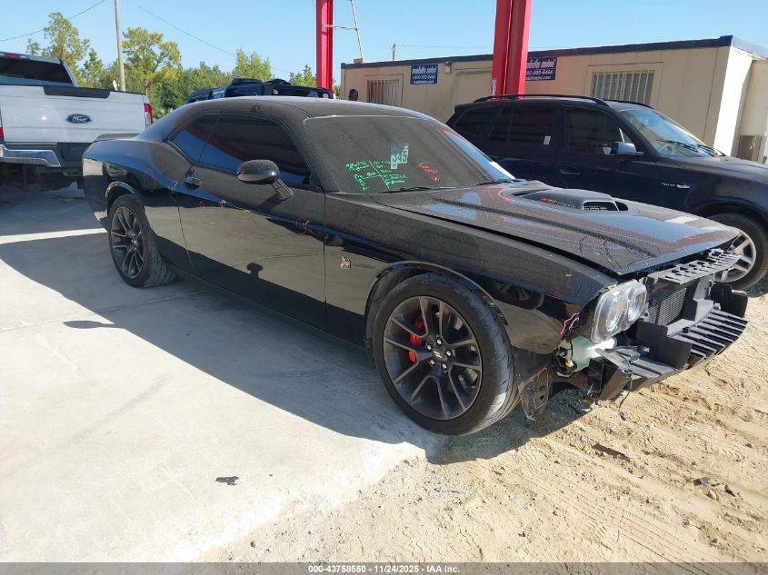 DODGE CHALLENGER R/T SCAT PACK