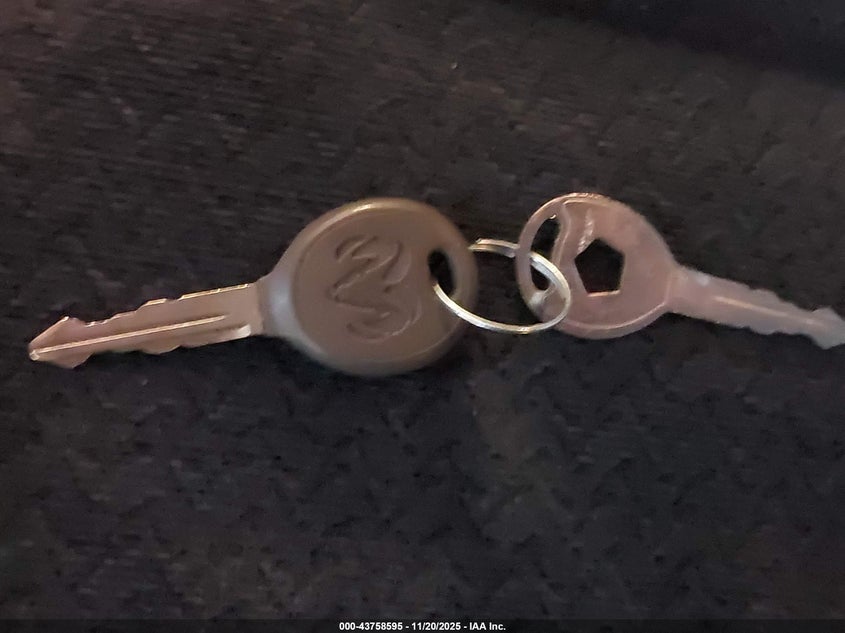 2002 Dodge Grand Caravan Sport VIN: 2B4GP44382R742187 Lot: 43758595