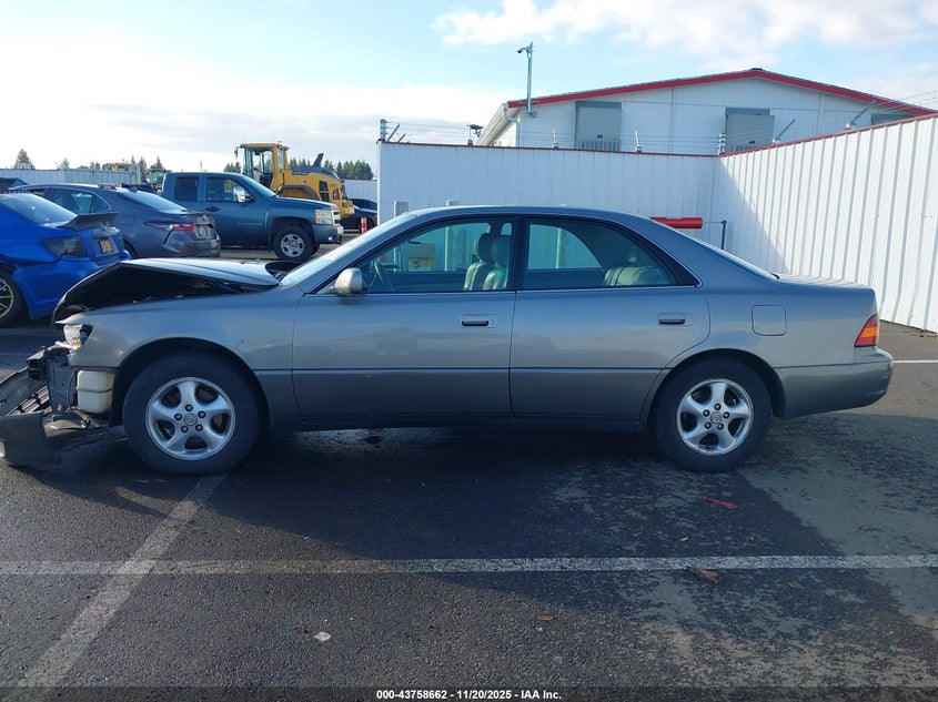 1999 Lexus Es 300 VIN: JT8BF28G0X0201622 Lot: 43758662
