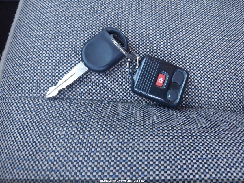 2001 Ford Ranger Edge/Xlt VIN: 1FTZR15E81TA22318 Lot: 43758691