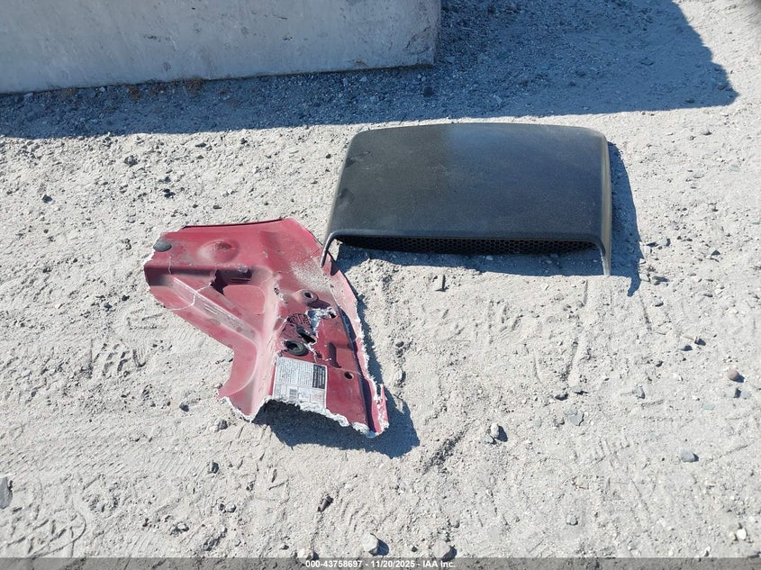 1997 Ford Mustang Gt VIN: 1FALP45X0VF183660 Lot: 43758697