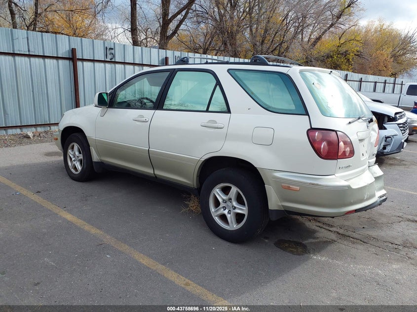JT6HF10U2X0009830 1999 LEXUS RX photo no. 3